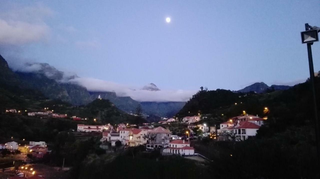 Villa A Casa Da Avo... São Vicente Exterior foto